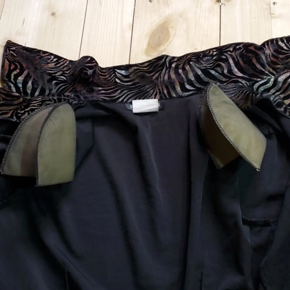 Soft Works animal print jacket. - Picture 6 of 8